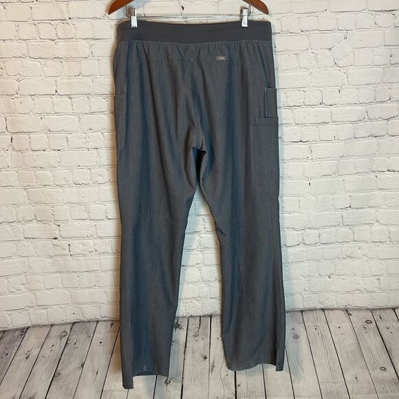 Figs Gray Pant and Top Set Size Large - Picture 6 of 16